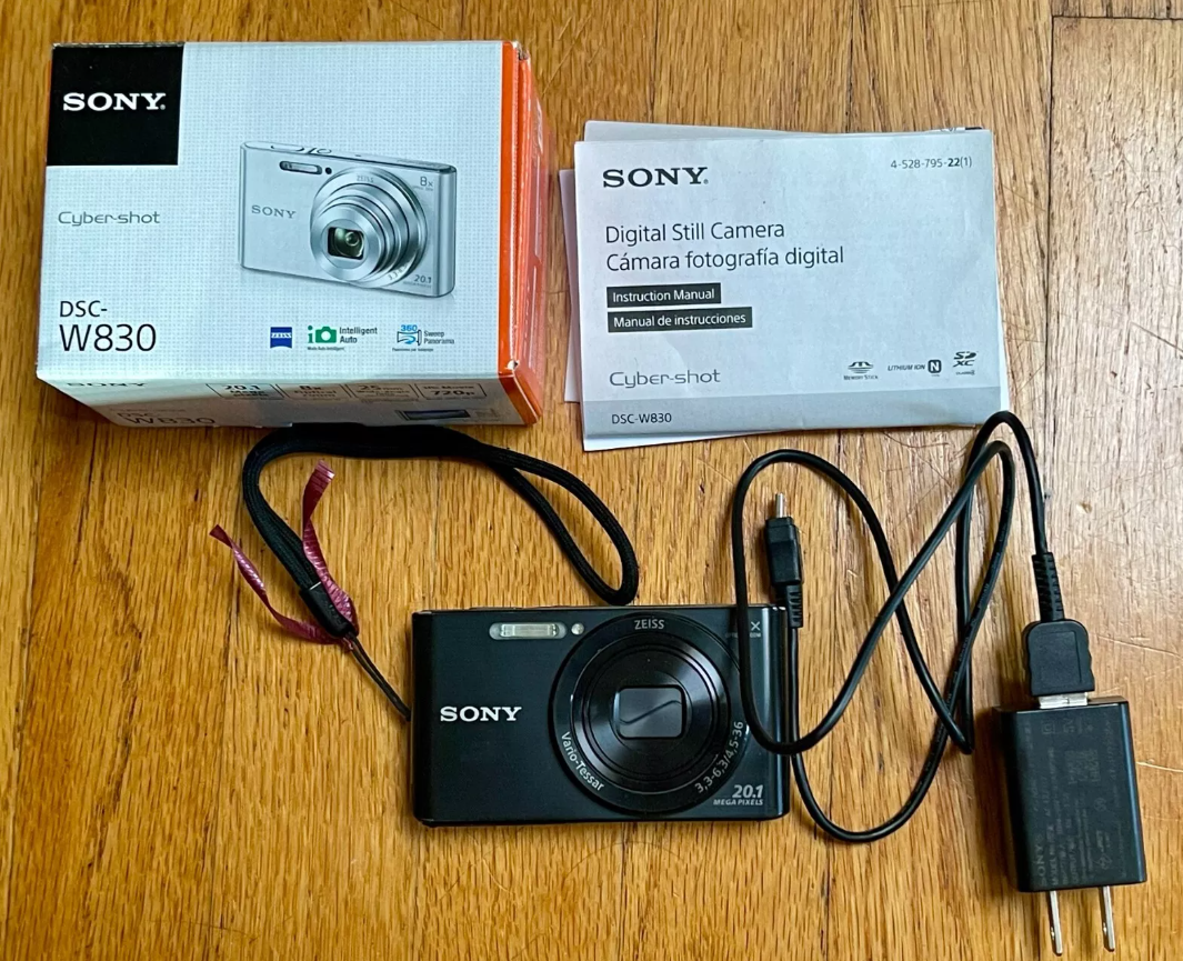 Sony Cyber-Shot DSC-W830 20.1MP 8x Digital Camera Black w/Accessories - Tested